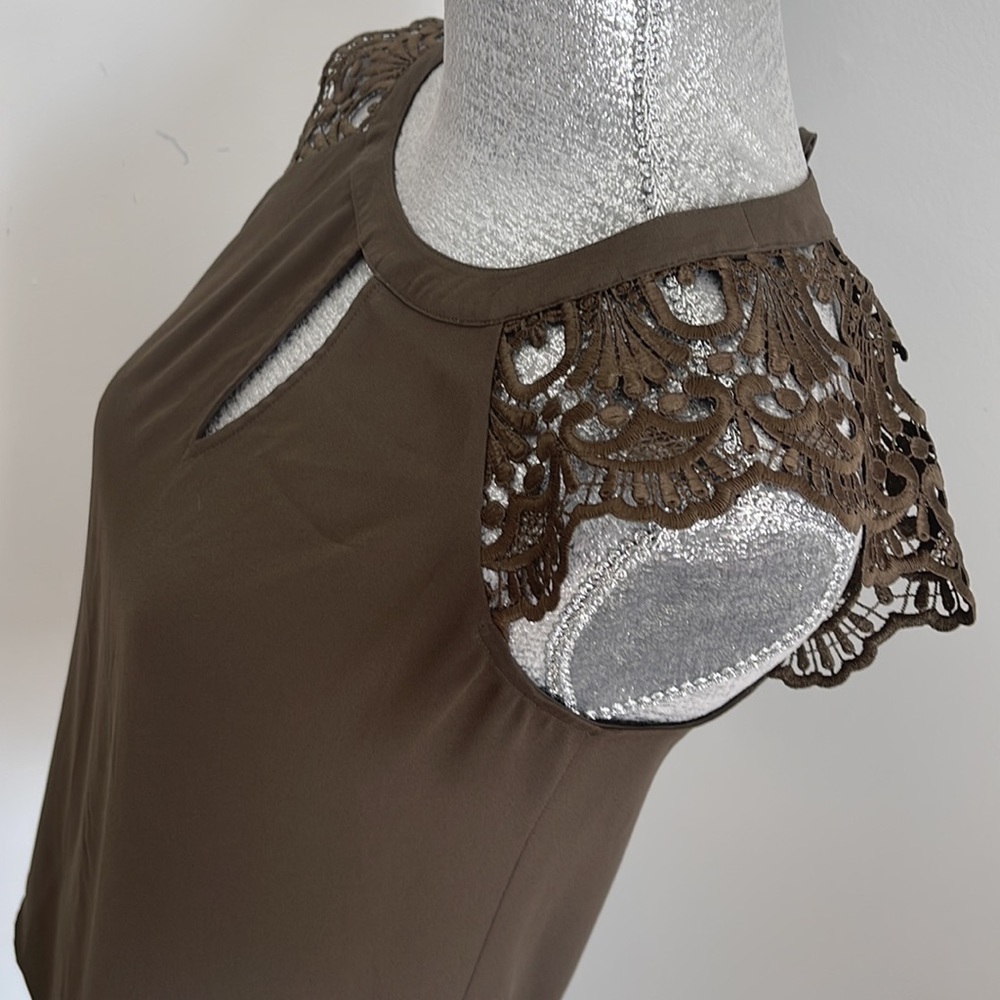 Express Blouse - Picture 3 of 5